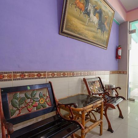 Oyo 1495 Hotel Lendosis Palembang Kültér fotó